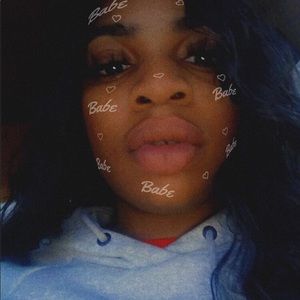 Meet your Posher, Emani